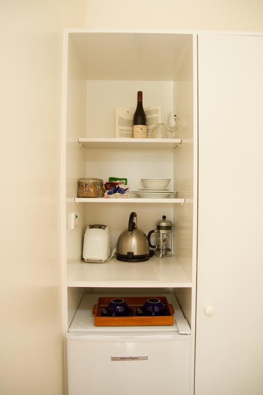 Margrain Vineyard Villas Martinborough Bagian luar foto