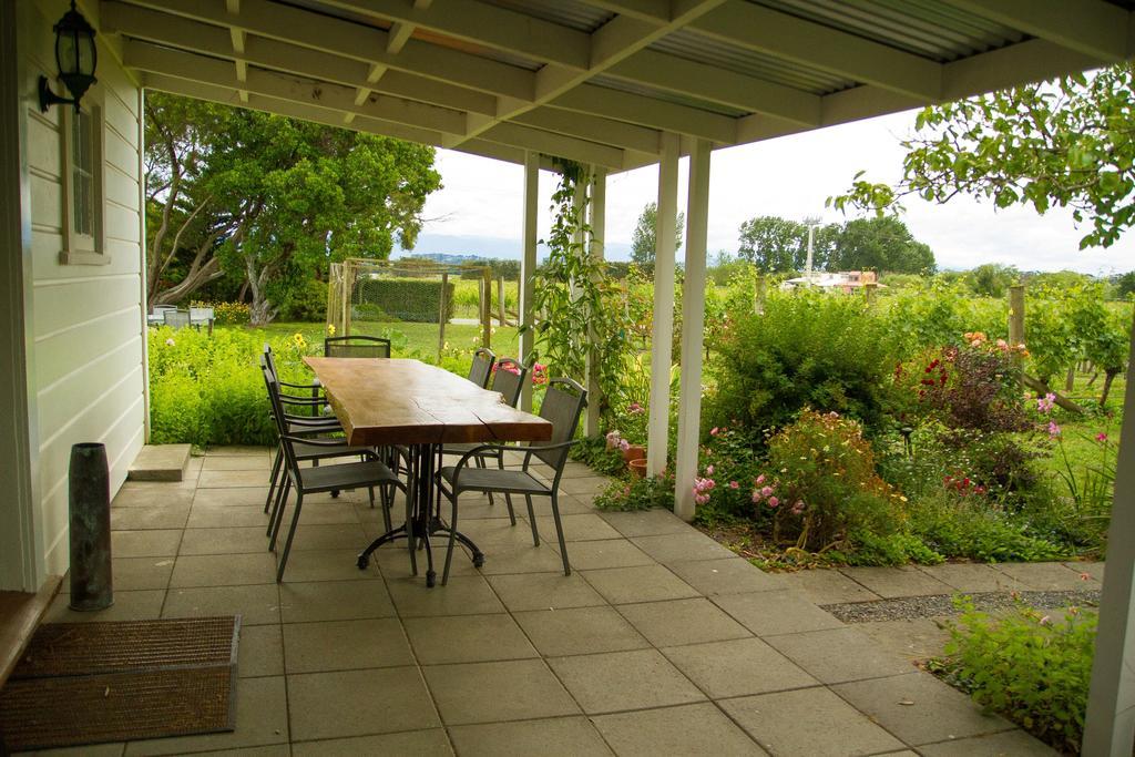 Margrain Vineyard Villas Martinborough Bagian luar foto